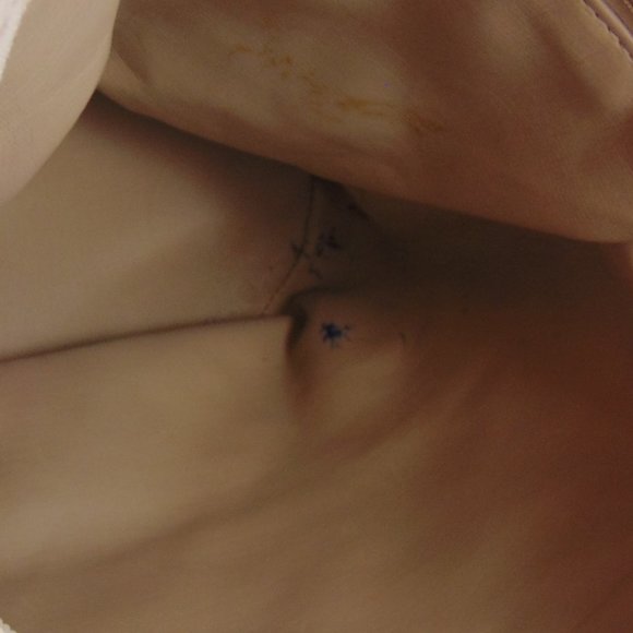 I. Magnin Design Studio White Leather w/Gold Stars Crossbody Bag - Picture 14 of 16